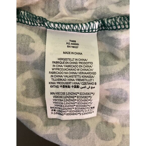 Boden chain link lightweight fitted long sleeve turtleneck top - Picture 5 of 11